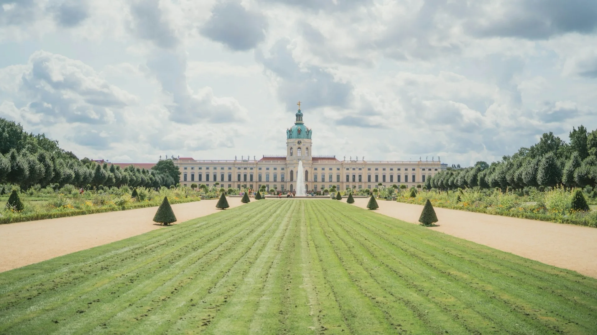 Schloss Charlottenburg mit barocker Fassade in Berlin